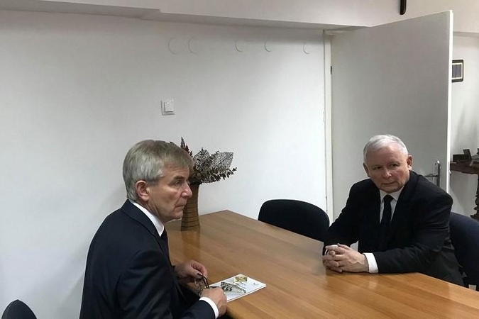 V. Pranckietis su J. Kaczynskiu sutarė intensyvinti šalių susitikimus