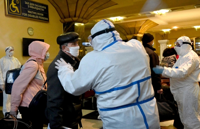 Rusijoje per parą koronaviruso epidemijos aukų padvigubėjo