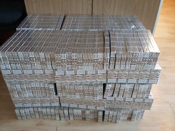Vairuotojas įkliuvo su kontrabandinių cigarečių prigrūsta bagažine