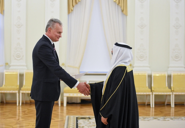G. Nausėda priėmė ambasadorių skiriamuosius raštus