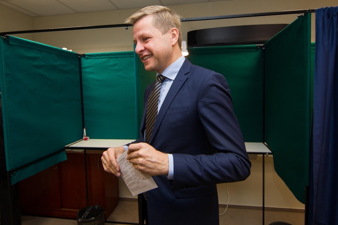 Antrajame rinkimų ture balsavęs R. Šimašius ragino palaikyti sveiką protą