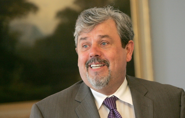 Ambasadoriumi Norvegijoje skiriamas Jonas Paslauskas 