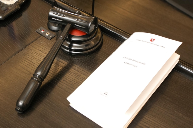 Prieš teismą stos trys antivalstybine veikla kaltinami asmenys