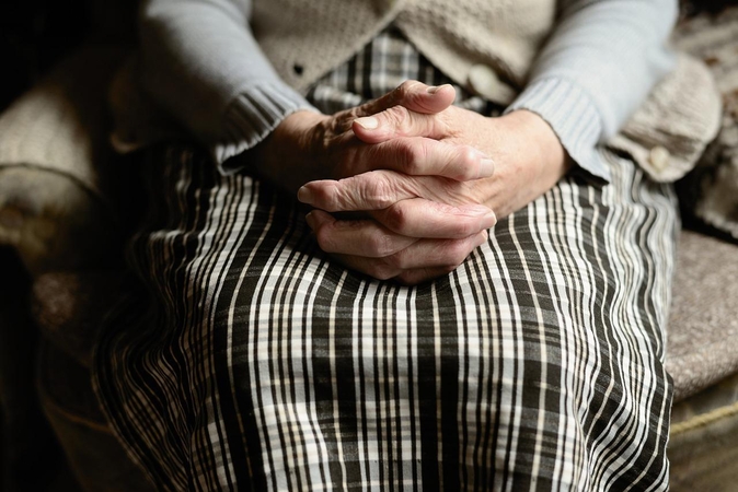 Socialines paslaugas namuose gauna daugiau žmonių