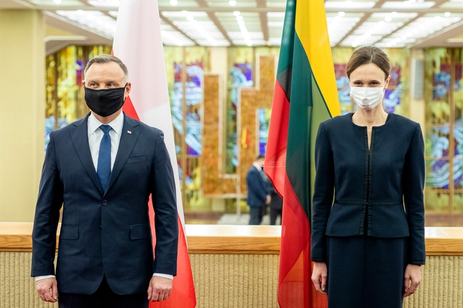 Lietuvos ir Lenkijos parlamentarai ragina Baltarusiją nutraukti žmonių kontrabandą