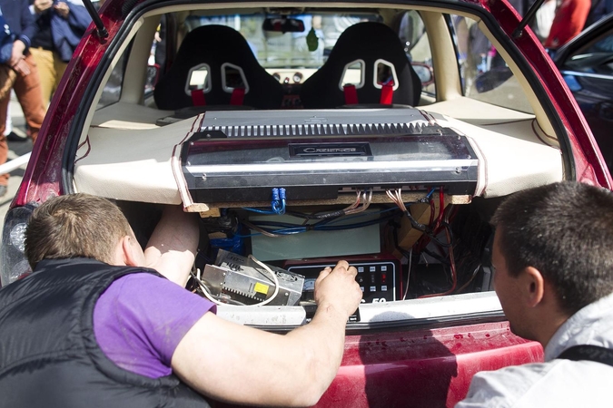 Paroda „Mechanika 2016“ – automobilių mėgėjų rojus