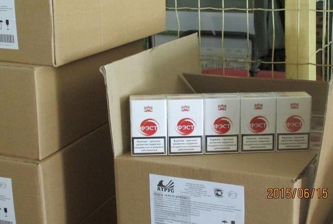 Vietoj vaflių – kontrabandinės cigaretės