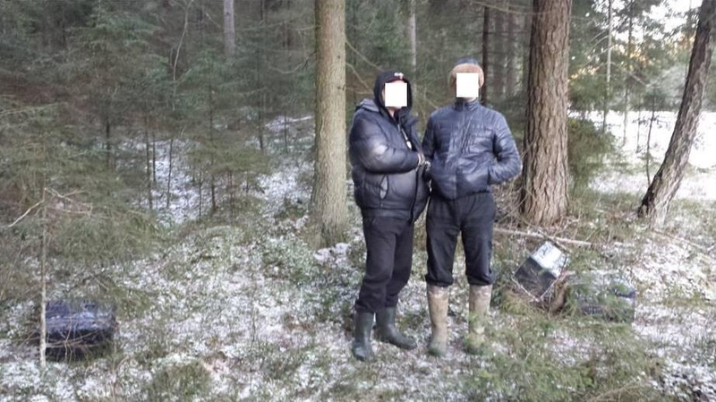 Pasieniečiai pričiupo baltarusiškų cigarečių nešikus