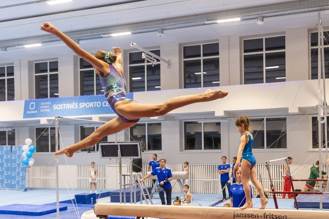 Atnaujinta legendinė Sostinės sporto centro gimnastikos salė