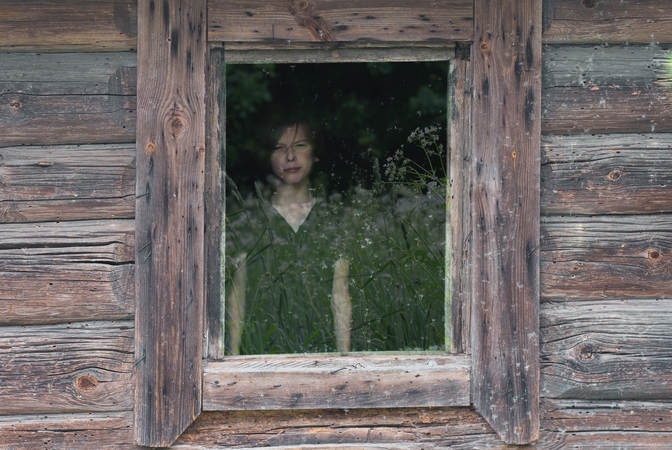 Atvirai: „Man 51, gyvenime matau daugiau pustonių. Vis tik, esu juo patenkinta“, – teigia fotomenininkė J. Juknelė.