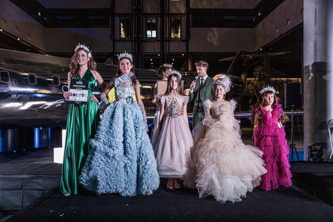 Suskirstyta: 34 konkurso dalyvės buvo vertinamos savo amžiaus kategorijoje.