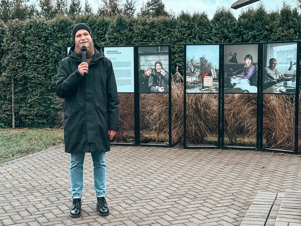 Koncepcija: I. Venslavičius fiksavo vieną ežerėliečių senjorų O. ir S. Naujokaičių žiemos dieną