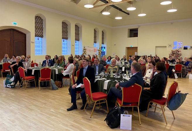 Pozityvumas: Lietuvos karjeros specialistų asociacijos respublikinėje konferencijoje „10 metų apie karjerą drąsiai“ netrūko gerų emocijų.