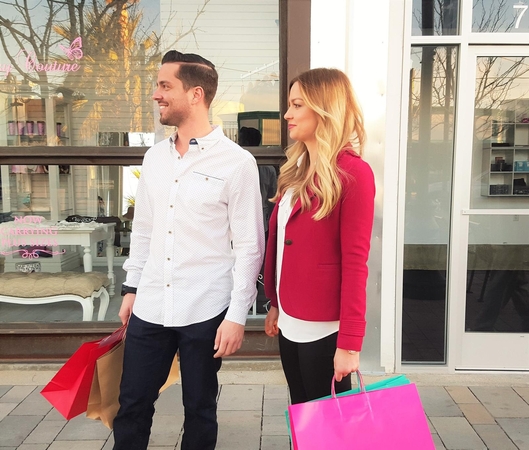 Apklausa: asmenines išlaidas su sutuoktiniu dažniau derina moterys