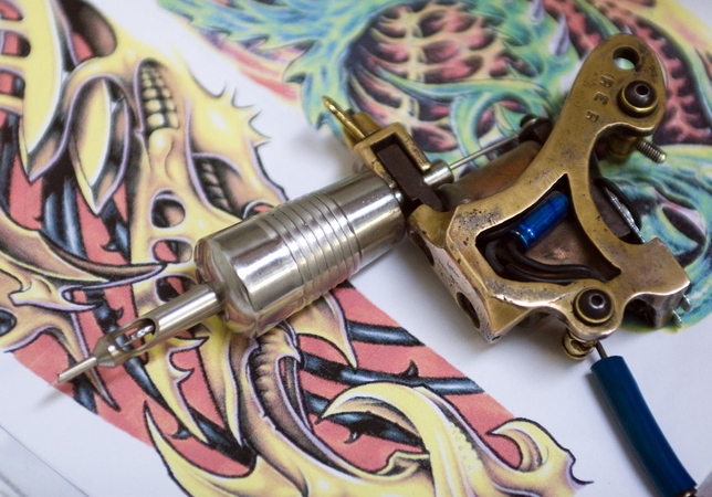 Kodėl tatuiruotėms negailima tūkstančių?