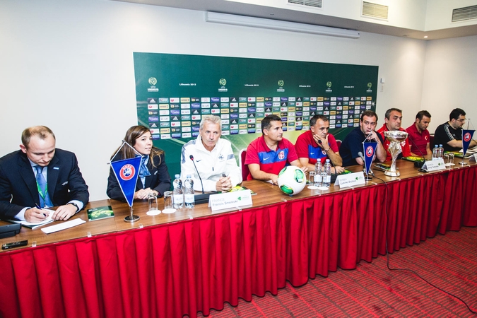 Futbolo strategai pripažįsta: jaunimo čempionate laukia nelengvi išbandymai