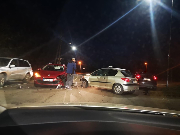 Po avarijos Aleksote medikų rankose atsidūrė vairuotoja