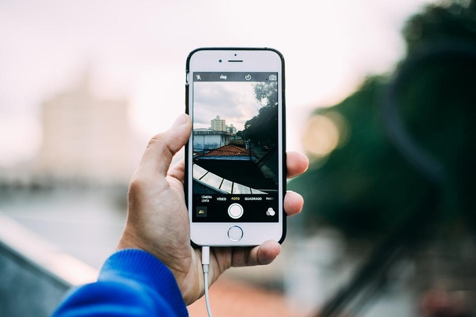 Išmanieji telefonai sugebės fotografuoti objektus, esančius už betoninės sienos