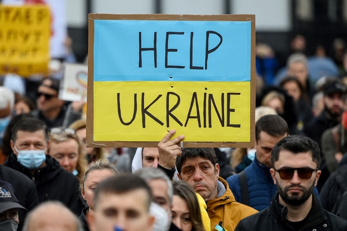 Europiečiai demonstracijose smerkė Rusijos veiksmus ir reikalavo baigti karą Ukrainoje