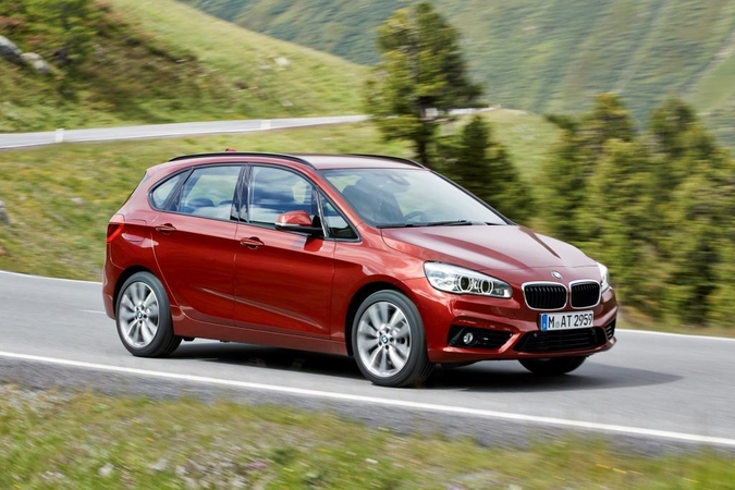 BMW pristato kompaktinį vienatūrį