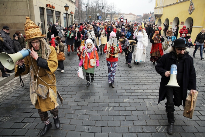 Triukšminga Užgavėnių šventė pakvietė pavasarį
