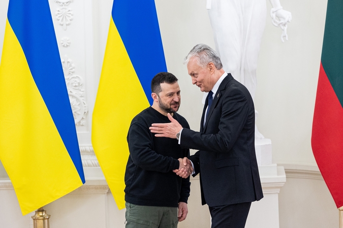 G. Nausėda Paryžiuje dalyvaus konferencijoje, skirtoje stiprinti paramą Ukrainai