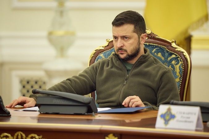 V. Zelenskis žada atkovoti daugiau teritorijų rytiniame Donbaso regione