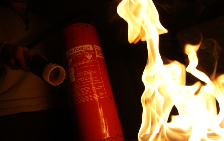 Šilutėje pleškėjo pavėsinė: įtariamas padegimas