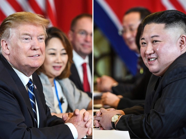 Donaldas Trumpas (kairėje) ir Kim Jong Unas