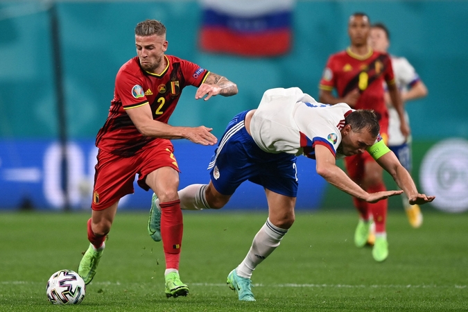 Europos futbolo čempionatas: belgai sudorojo rusus