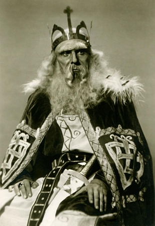 Karaliaus Lyro vaidmuo. Spektaklis: V. Šekspyro "Karalius Lyras" (1937), rež. K. Juršys. 