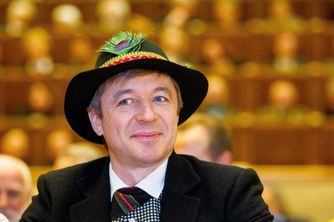R. Karbauskis prekybos mokestį grindžia Lenkijos pavyzdžiu, kur jis dar negalioja