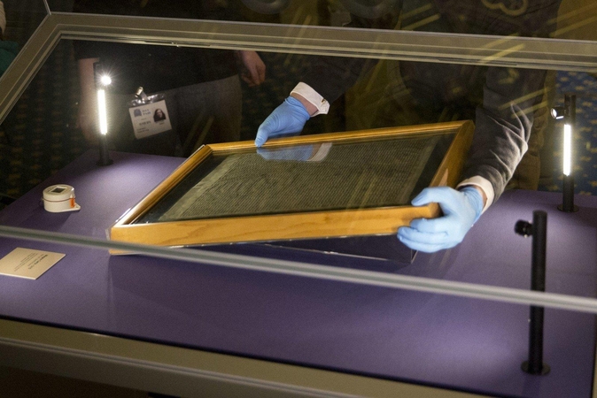 Iš Solsberio katedros mėginta pavogti Didžiąją laisvių chartiją