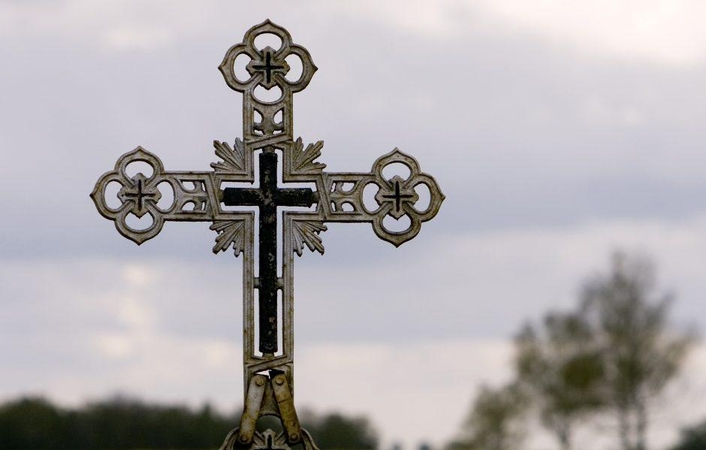 Telšių rajone išplėštos 4 koplytėlės: vogė šventųjų skulptūras ir maldaknyges