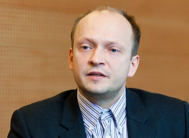 N. Mačiulis apie atlyginimus: kitais metais latviai liks toli užnugaryje
