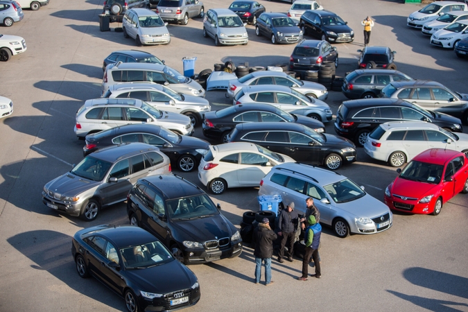 Automobilis ožiuojasi? Metas ieškoti kito