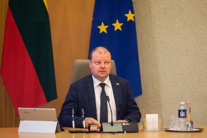 Premjeras: atsiradus teorinei galimybei svarstytume dėl verslų veiklos atnaujinimo