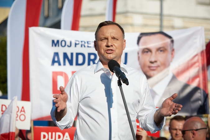 Žiniasklaida: Lenkijos prezidentas artimiausiu metu gali vykti į Baltuosius rūmus