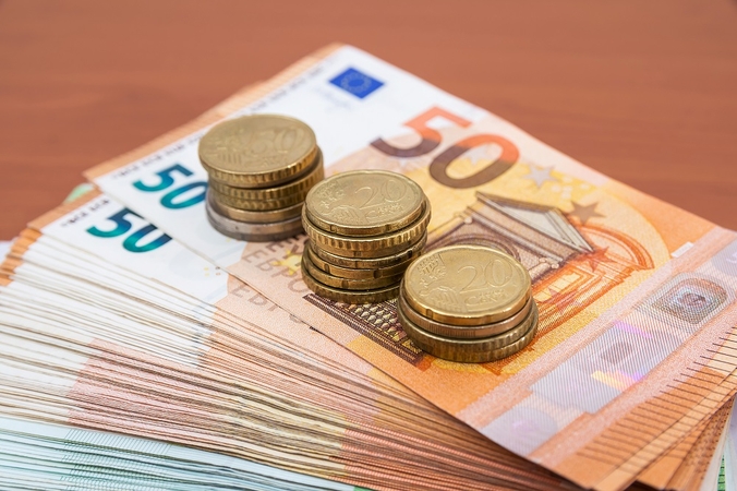Prezidentas pavasario sesijai siūlys paskatą įmonėms, didinančioms darbo užmokesčio fondą