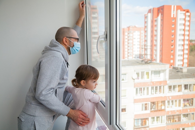 Lenkijoje – daugiau nei 3 tūkst. naujų COVID-19 atvejų, mirė 319 pacientų
