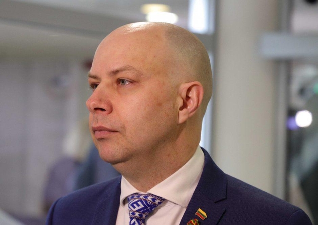A. Veryga: devyniems koronaviruso pacientams reikia dirbtinės plaučių ventiliacijos