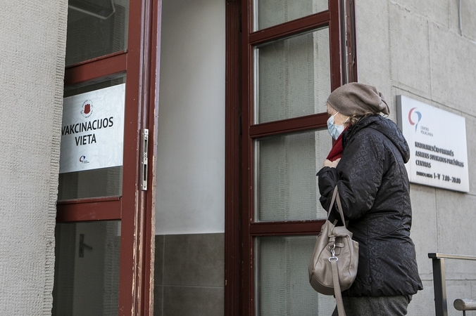 I. Šimonytė: skiepyti jaunesnius asmenis bus leista, kai sulėtės senjorų vakcinavimo tempas