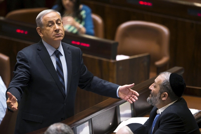 Izraelio ekonomikos ministras atsistatydino leisdamas tęsti svarbią sutartį dėl dujų