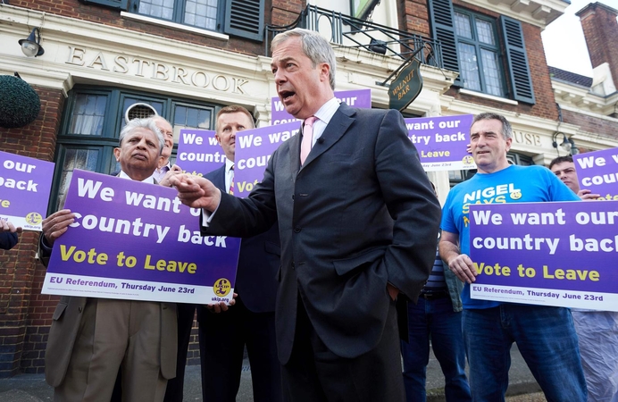 Didėjanti migracija kursto britų diskusijas dėl pasitraukimo iš ES