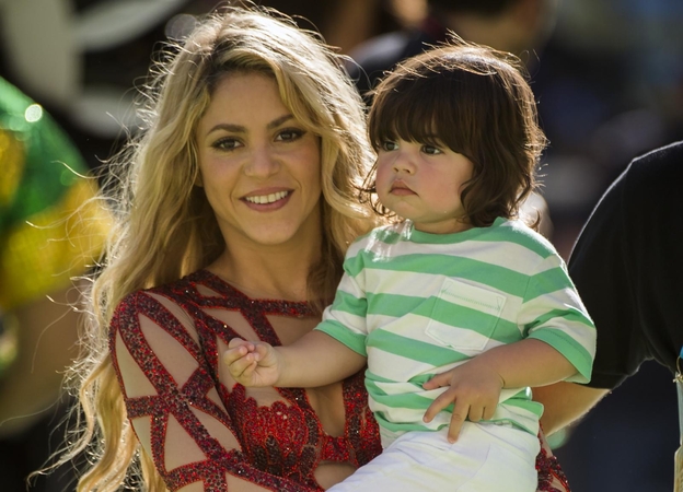Shakira patvirtino, kad laukiasi antro vaiko