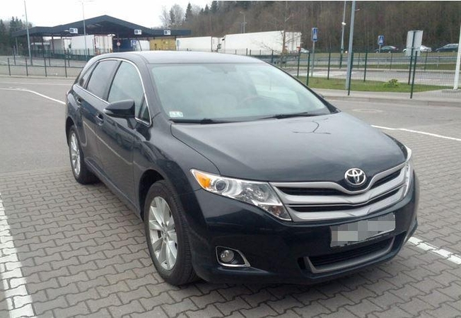 Pasieniečiai ties Baltarusija sulaikė vogtą automobilį