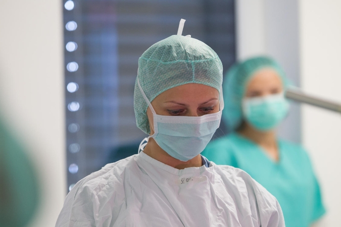Vaikų ligoninės chirurgai išoperavo itin retą patologiją vieno mėnesio kūdikiui