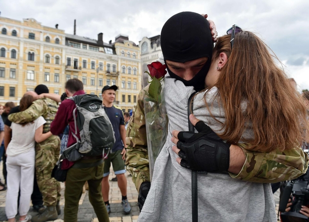 Ukrainoje 600 naujų savanorių prisiekė ginti savo šalį