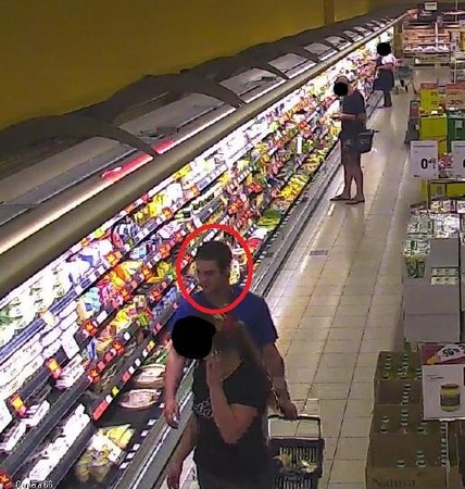 Visą parą dirbančioje „Maximoje“ atsiskaitė padirbtais pinigais (gal atpažįstate?)