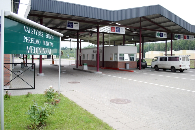 Į Baltarusiją įvažiuoti leidžiama tik kai kurioms keliaujančiųjų kategorijoms